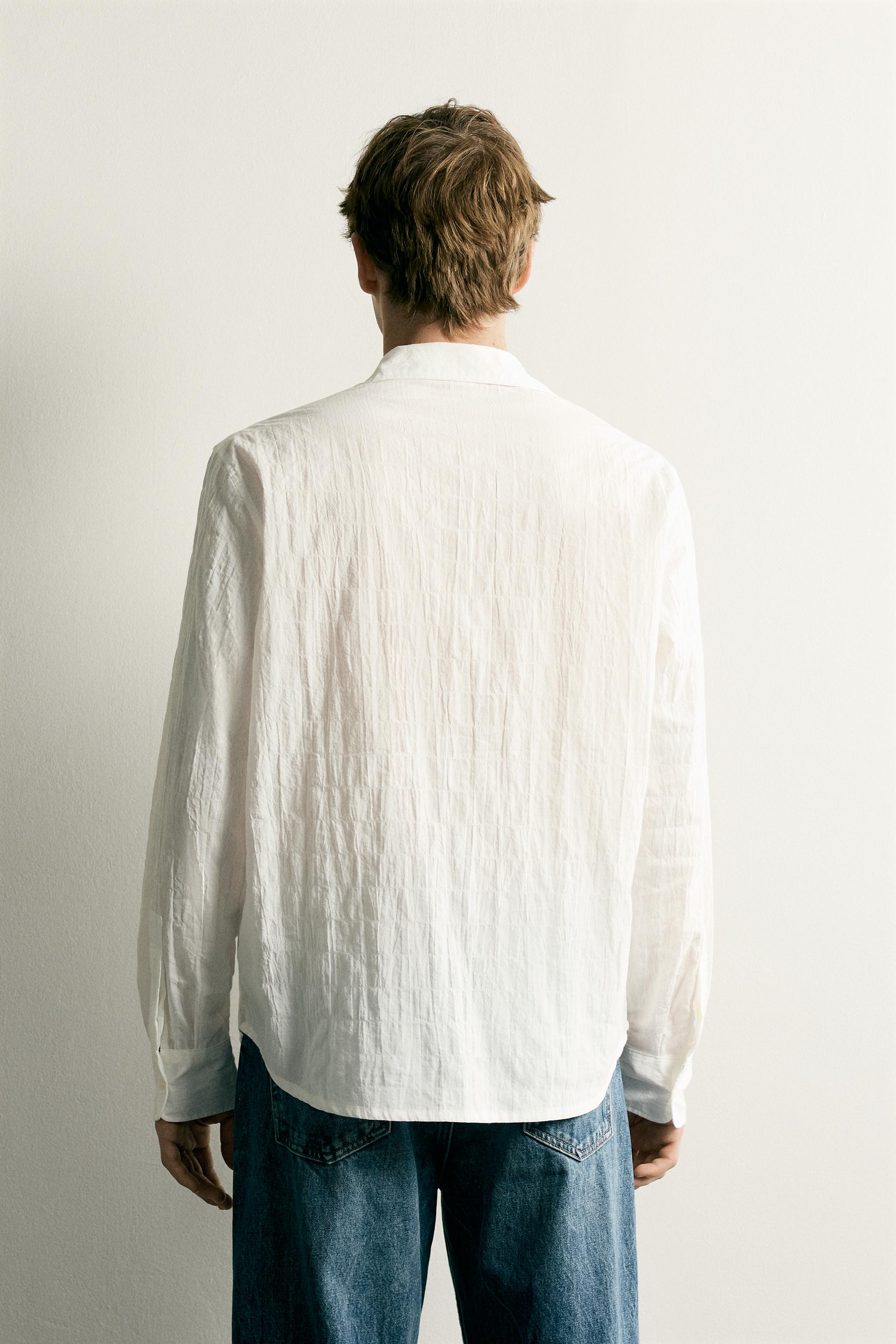 CHEMISE DÉCONTRACTÉE À BRANDEBOURGS